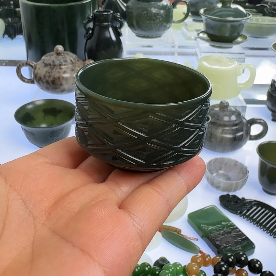 玉***宁和田玉未镶嵌挂件