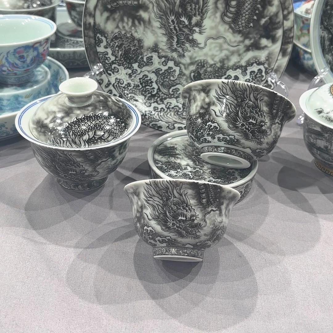 瓷片景德镇陶瓷学院等单位联合举办