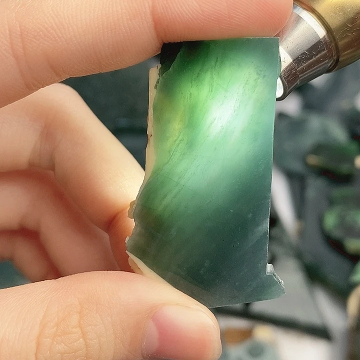 翡翠裸石纯天然翡翠