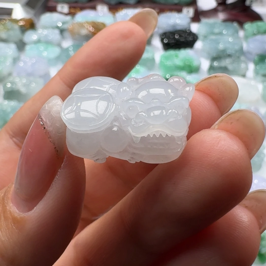 简***福翡翠未镶嵌挂件貔貅