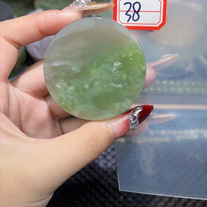 和田玉和田玉边角料随机发未镶嵌