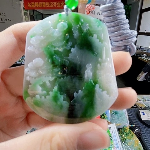 翡翠未镶嵌颈饰翡翠