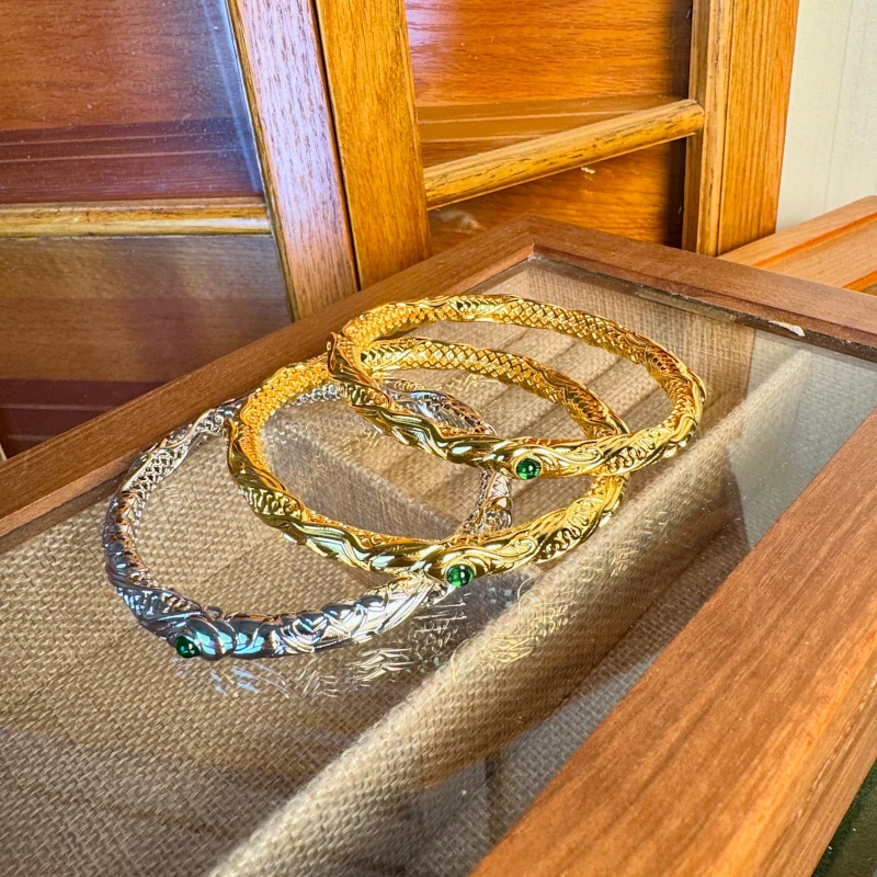 铜合金合成锆石手镯 那吒手镯金银两色乾坤圈