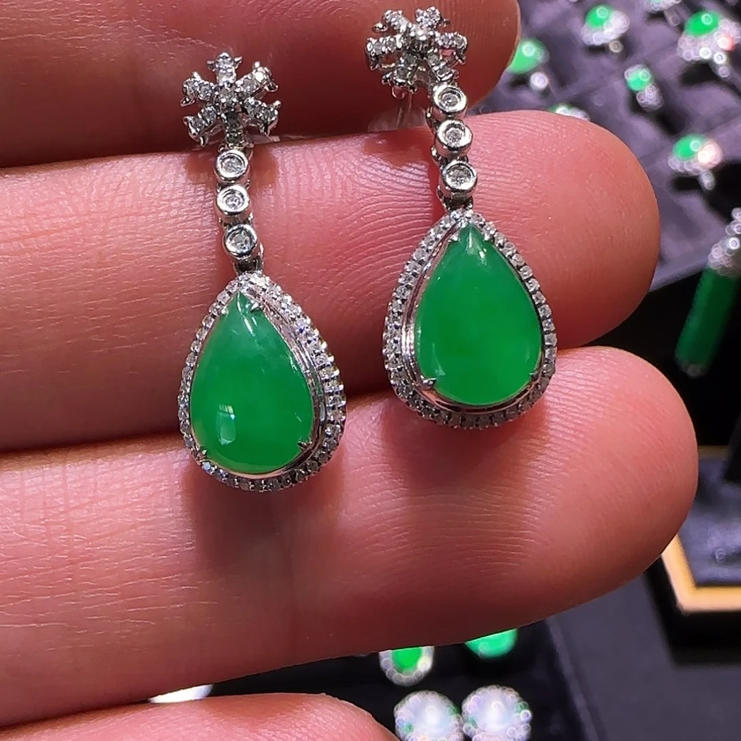 翡翠18K金镶嵌耳坠