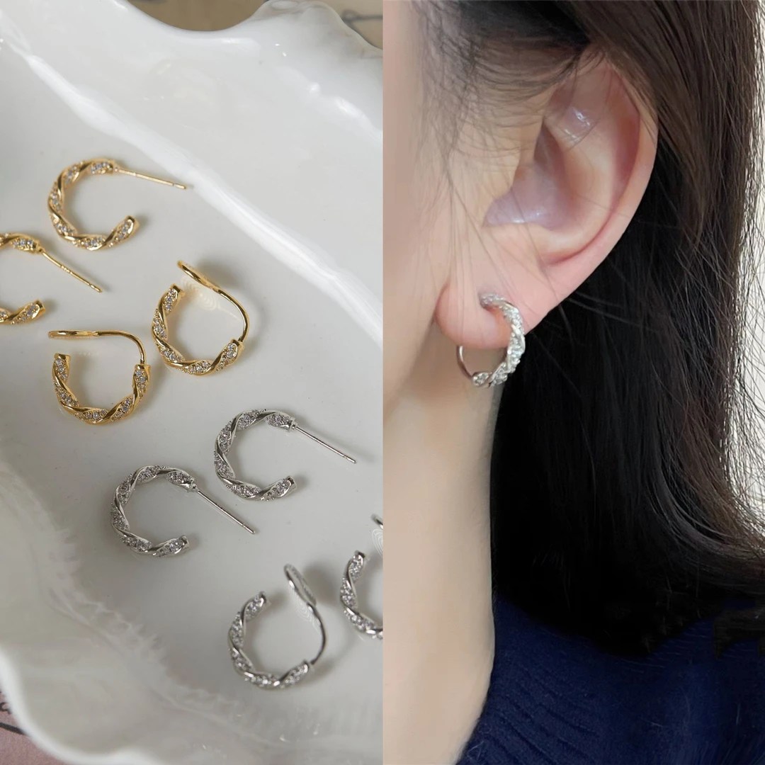 无耳洞「通勤法则」莫比乌斯闪钻耳圈麻花精致小巧无痛蚊香盘耳夹