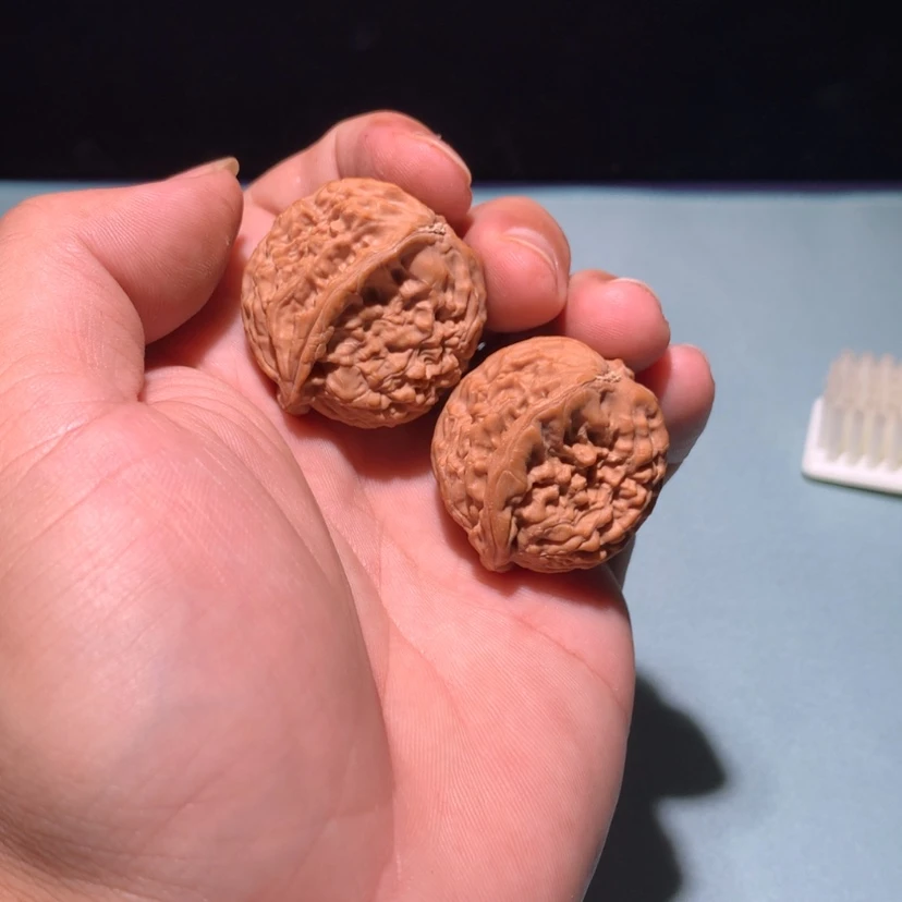 【闪购商品】把件文玩核桃P***e白狮子