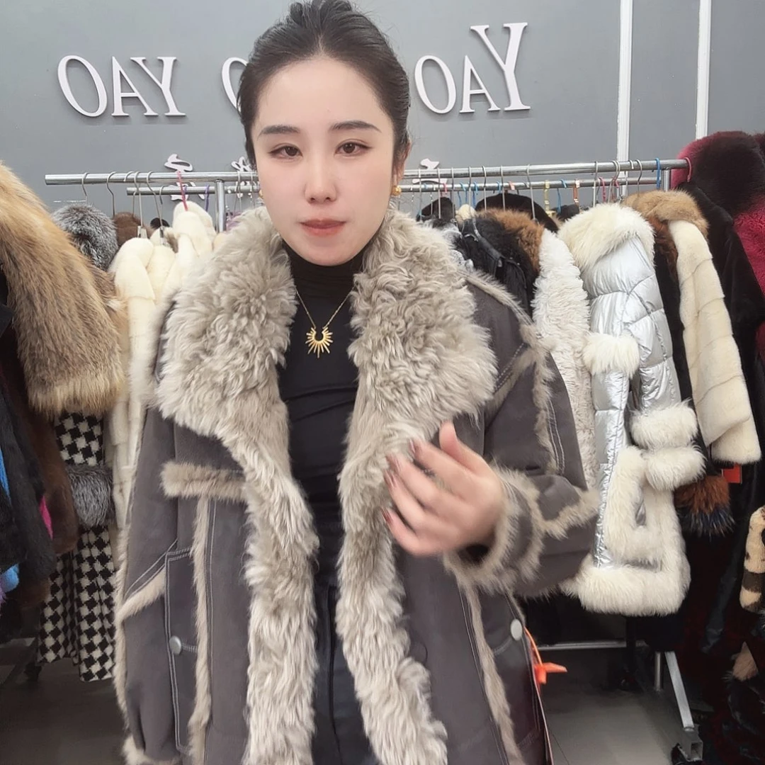 姚小妖家高端皮草
