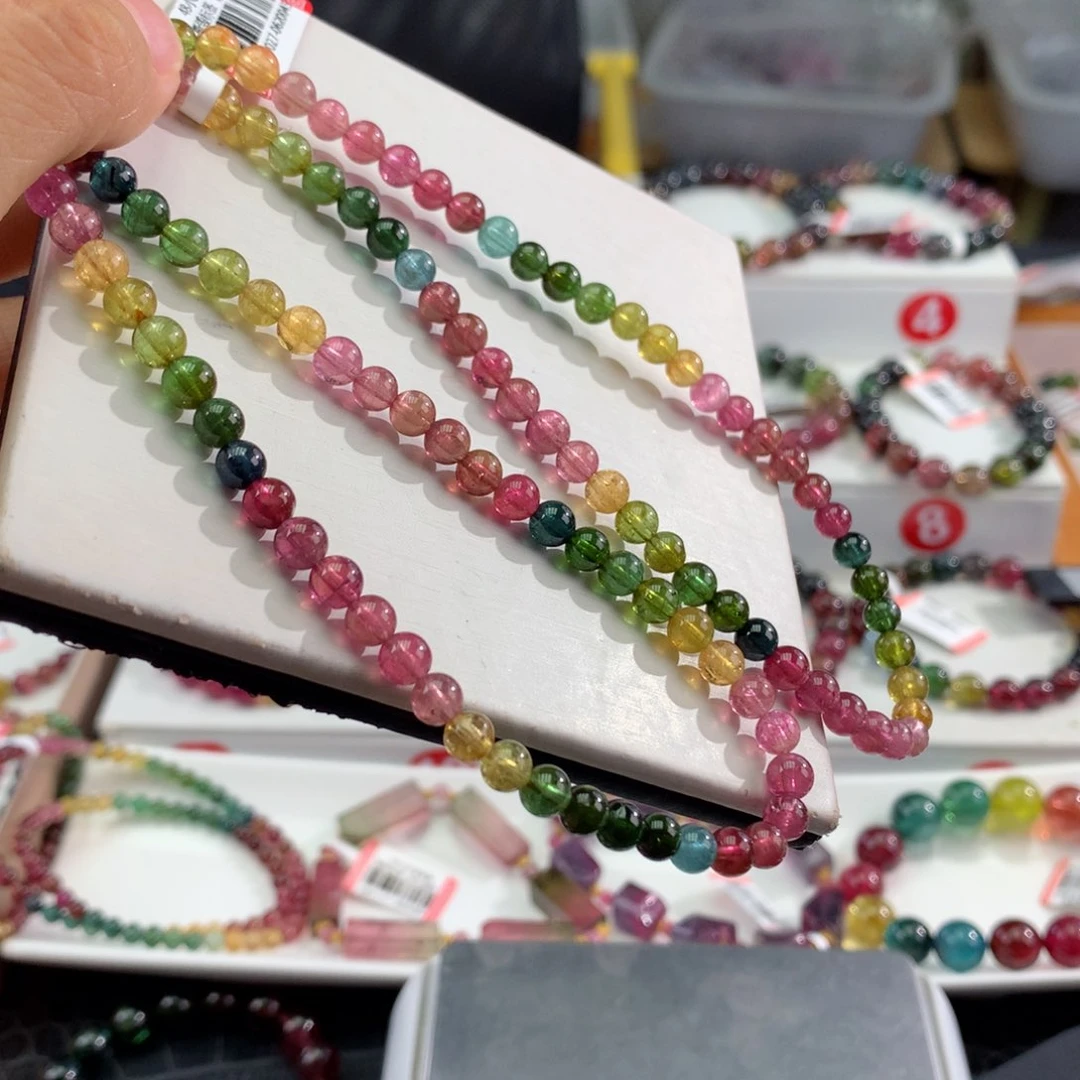 手链未镶嵌碧玺     5mm。