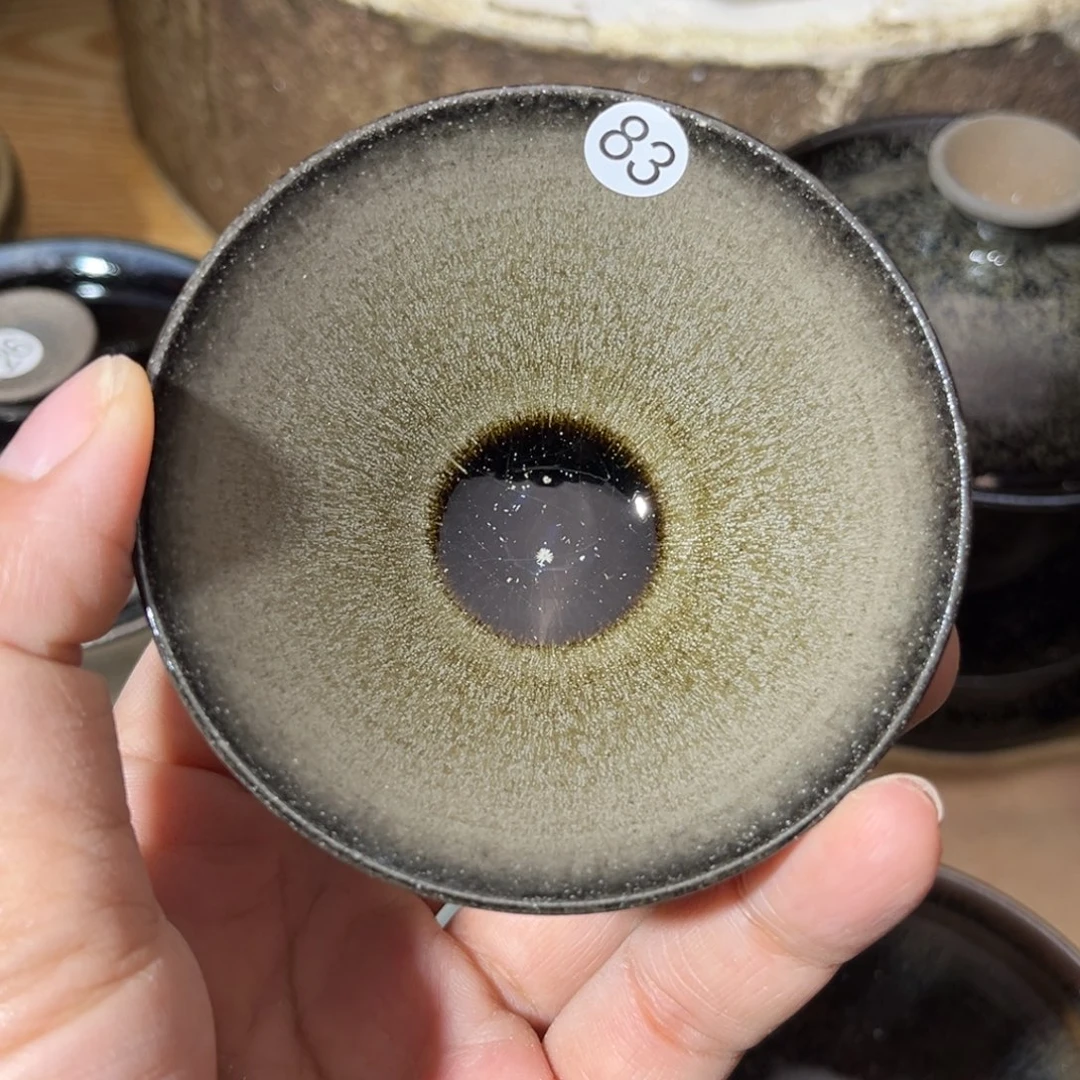 茶盏愚**遇义兴龙窑坚持真柴烧