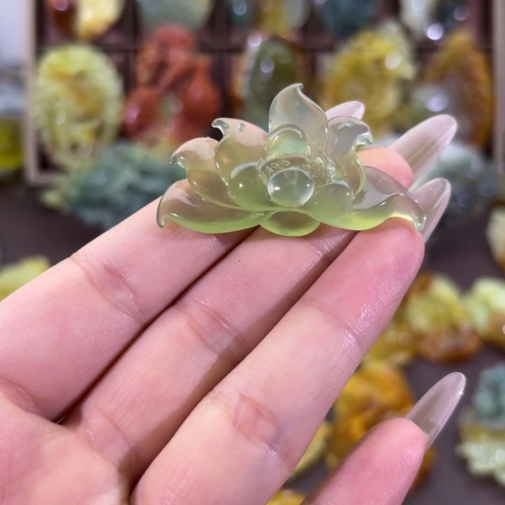 未镶嵌蛇纹石玉颈饰