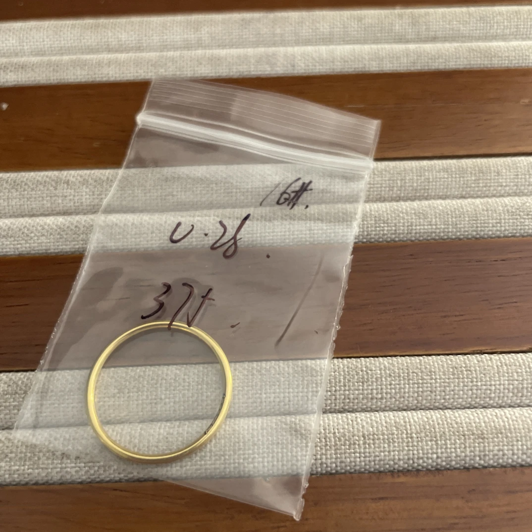 克重0.28 16号 亮面戒指 足金999