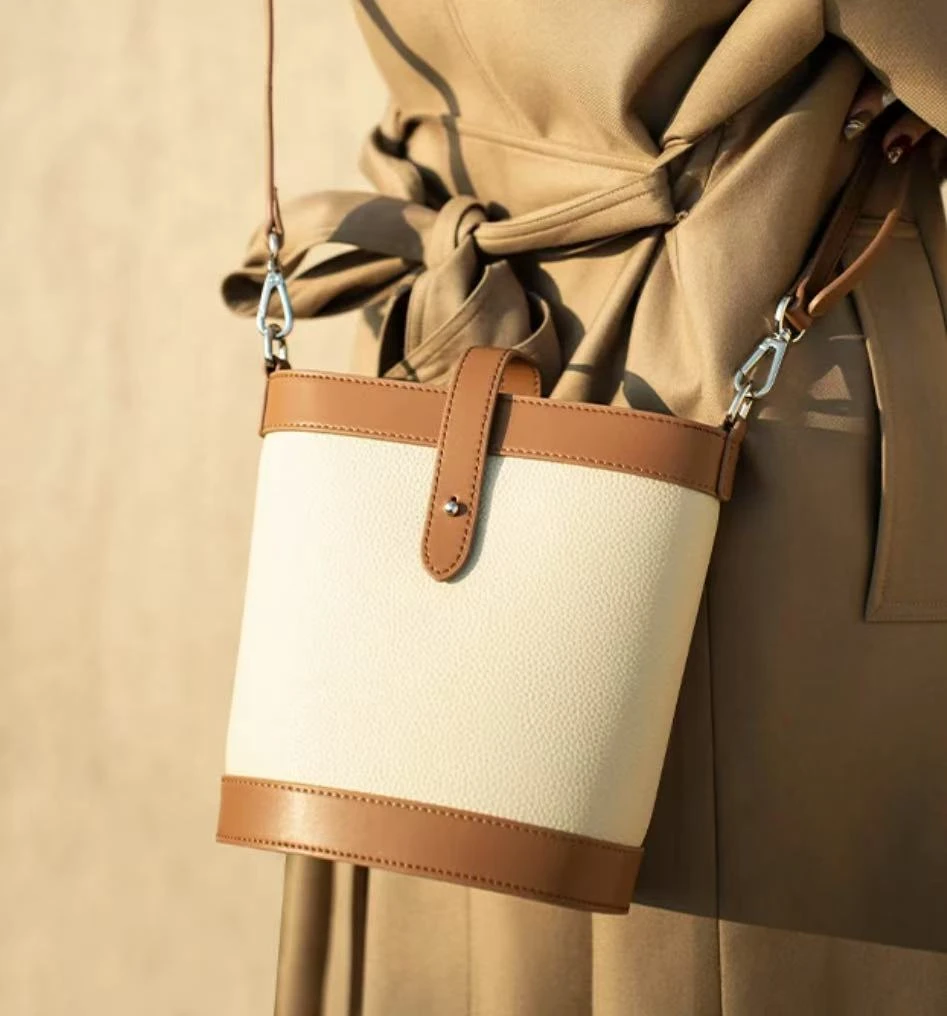 【工厂直销】】1045轻奢百搭时尚手提斜挎包