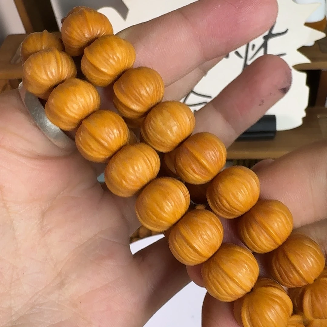 手串猴头核桃原皮鲨鱼全品