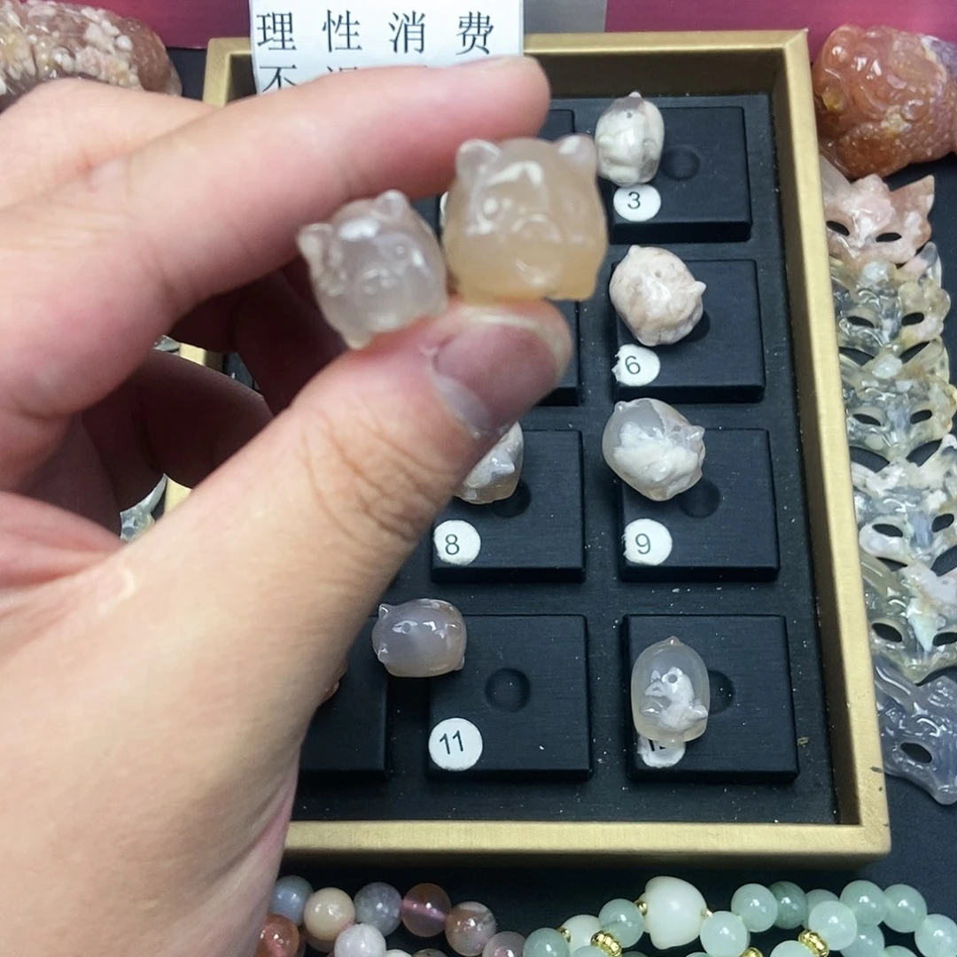 石英质玉吊坠(不含链)未镶嵌静**春