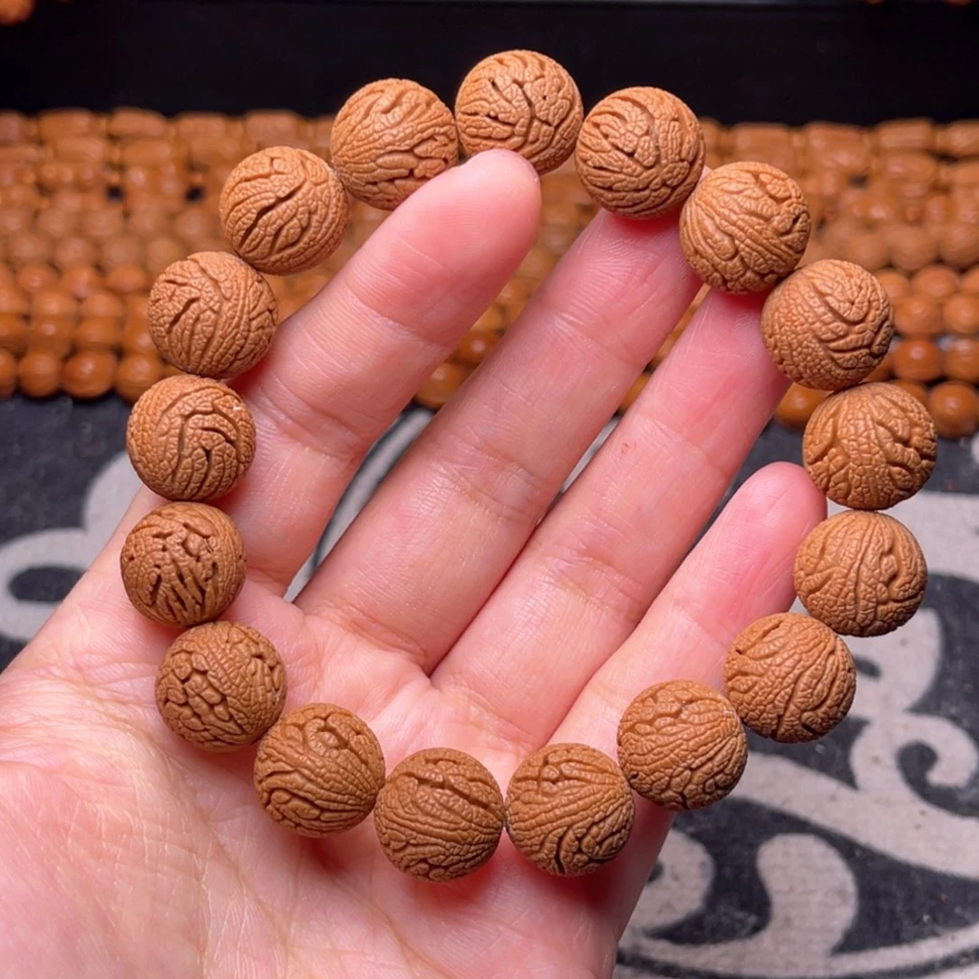 手串桃核龙纹绣球14+