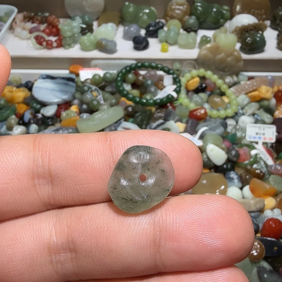 和田玉未镶嵌珠宝奇石