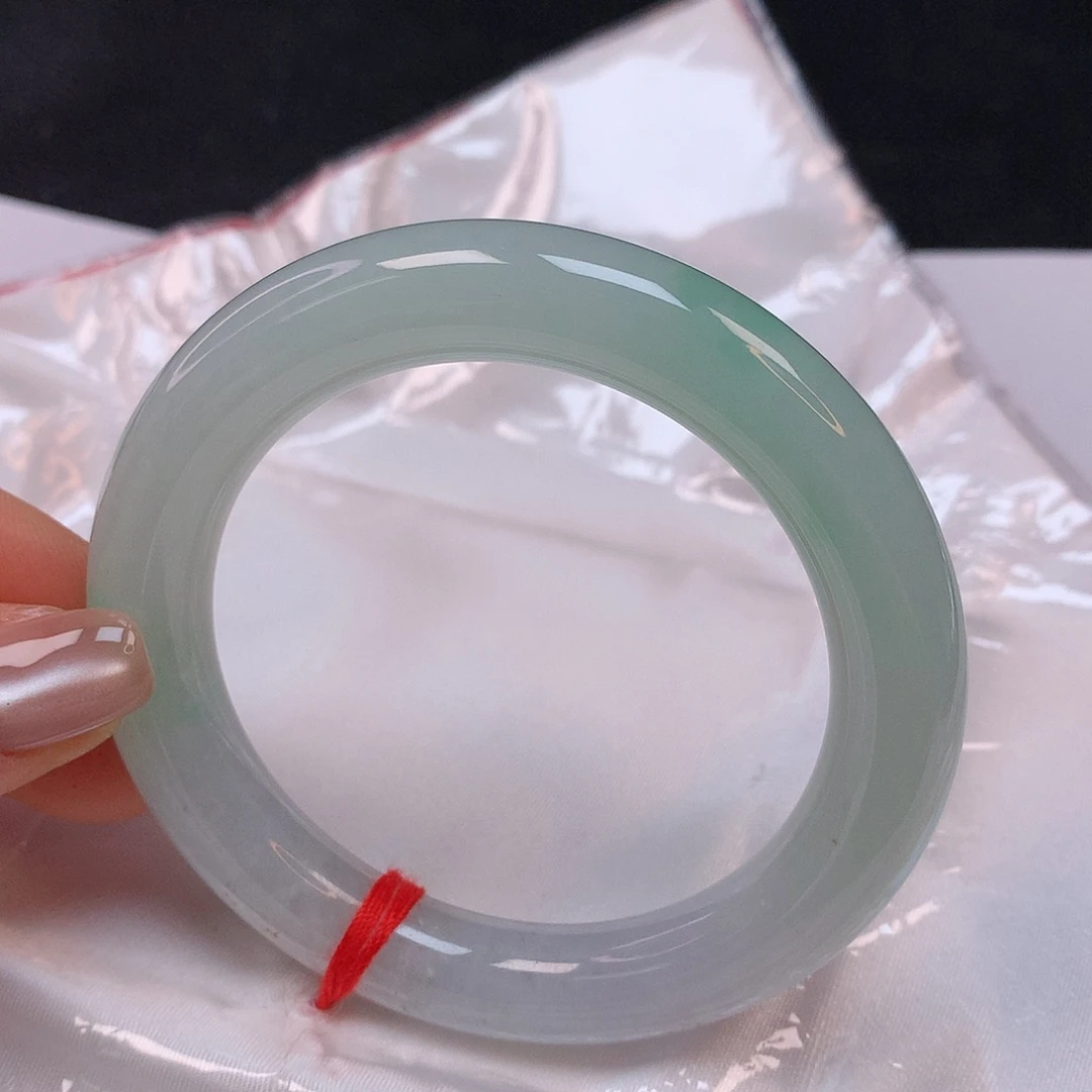 【闪购商品】翡翠手镯未镶嵌妮*55+圆条手镯