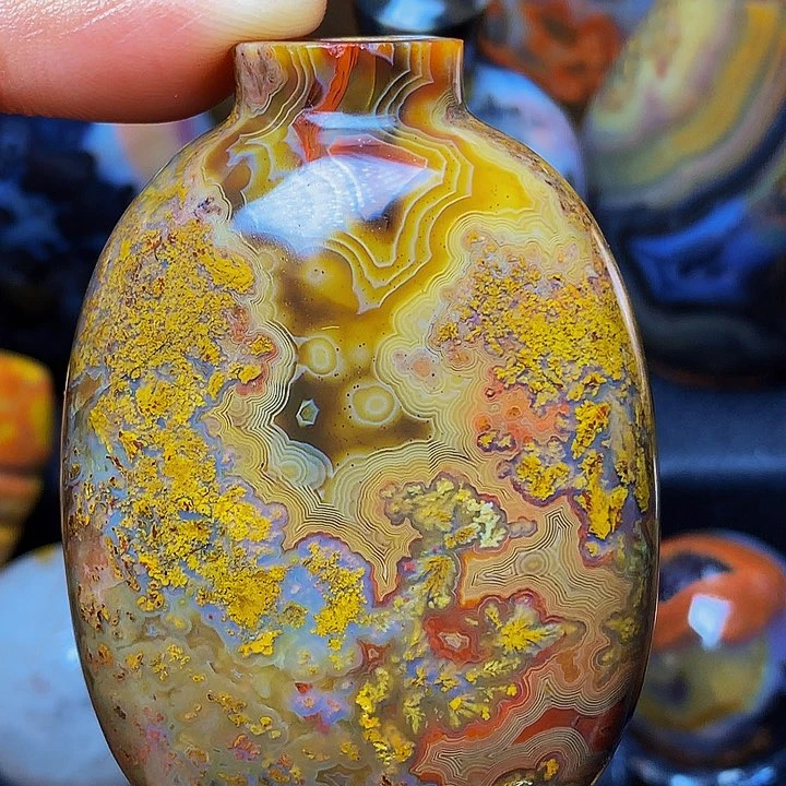 未镶嵌颈饰玛瑙/玉髓隋*