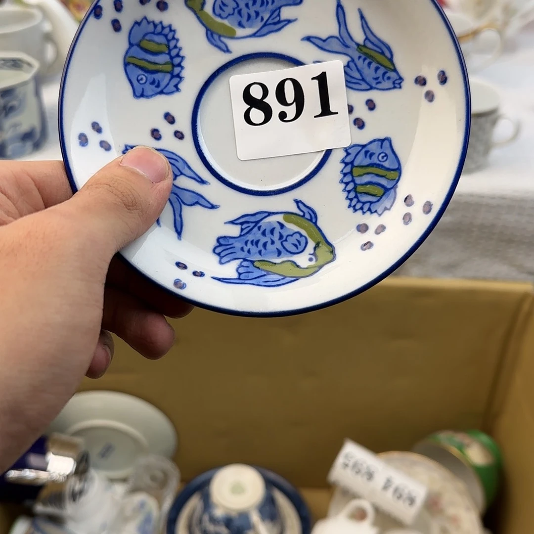 茶盏石**妈我的小姐姐们都是我的小可爱们的