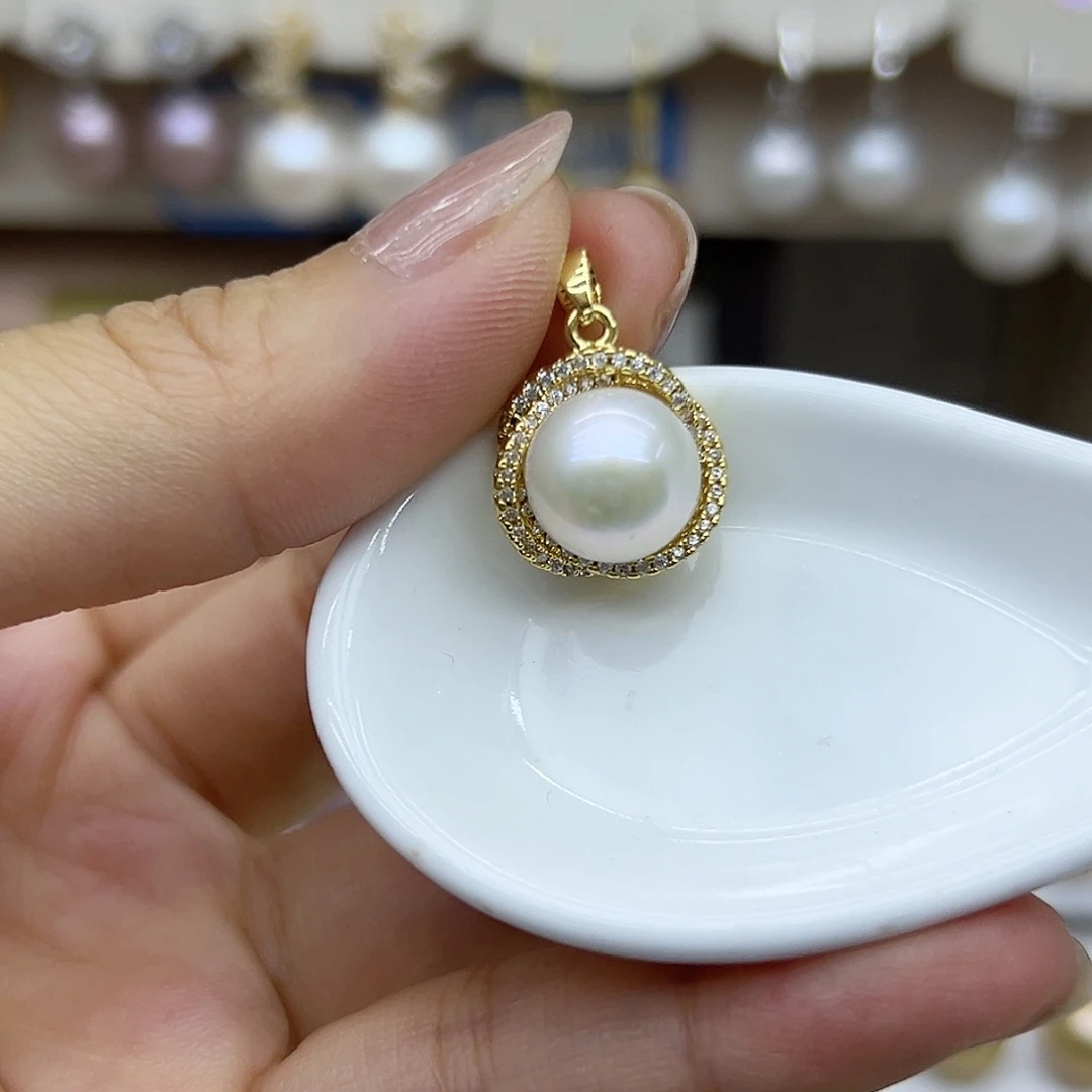 未镶嵌淡水珍珠耳饰