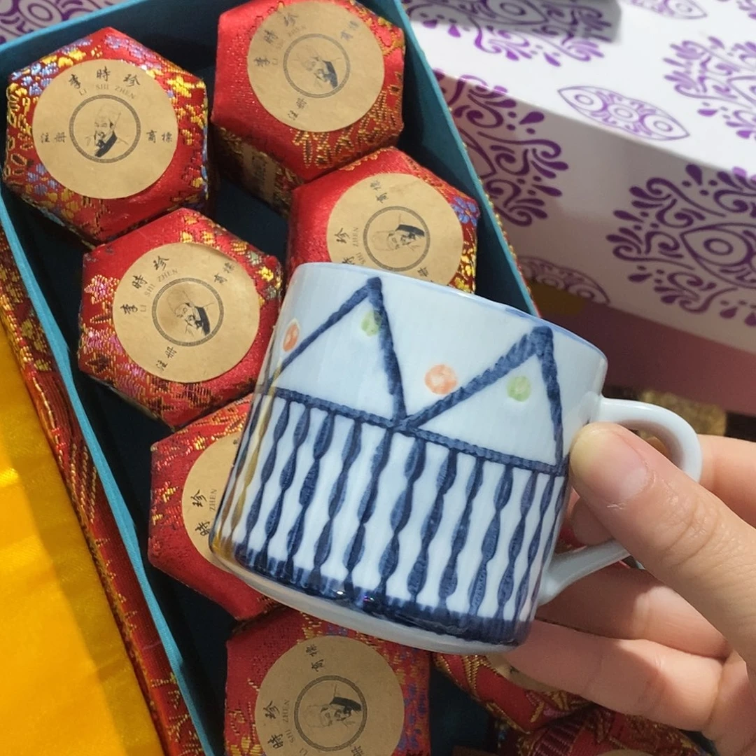 紫砂。。。。。。。。。。。。。。。