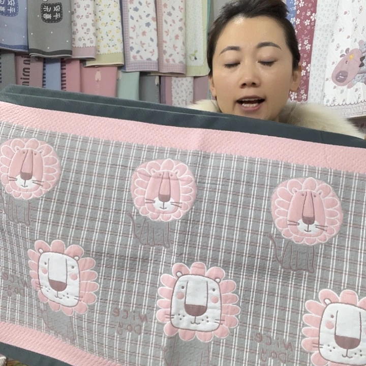 棉特价促销黑色小狮子