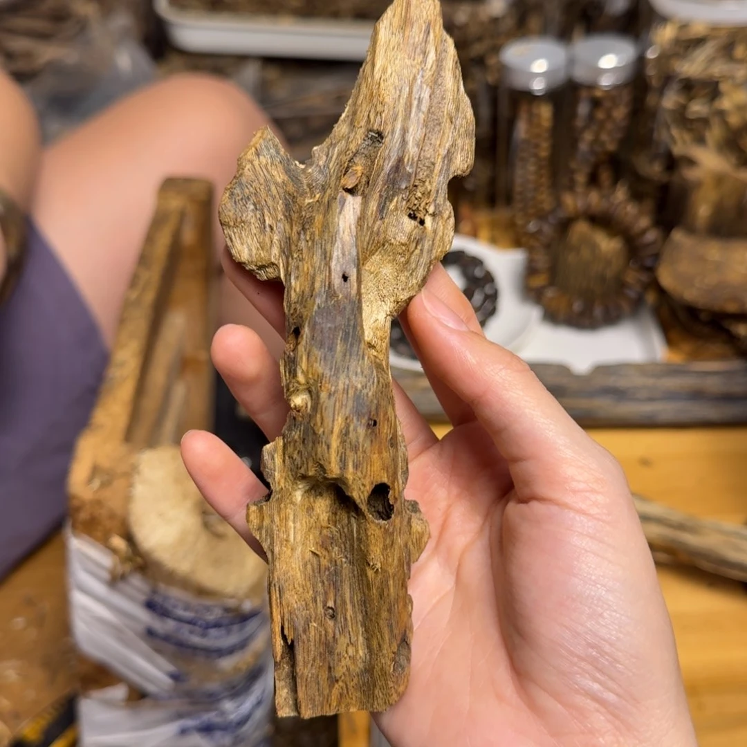 沉香沉香碎屑白棋块料34克