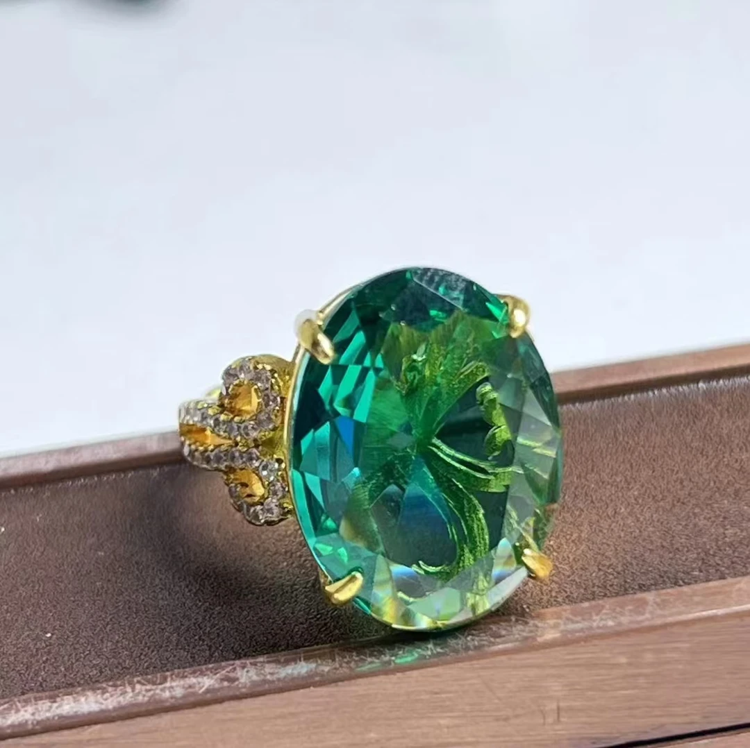 绿椭圆时尚戒指高雅华丽华贵精美绝伦