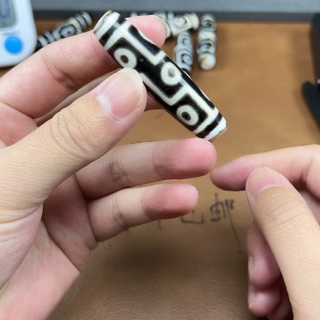 玛瑙/玉髓合金文言