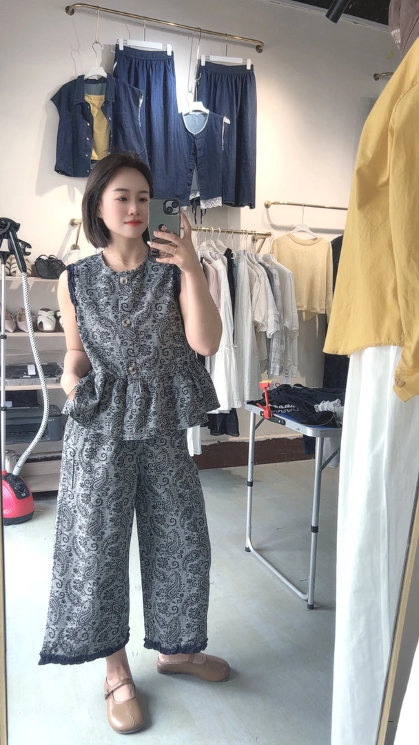 休闲风时尚套装宽松休闲时尚裤子女装气质背心百搭套装