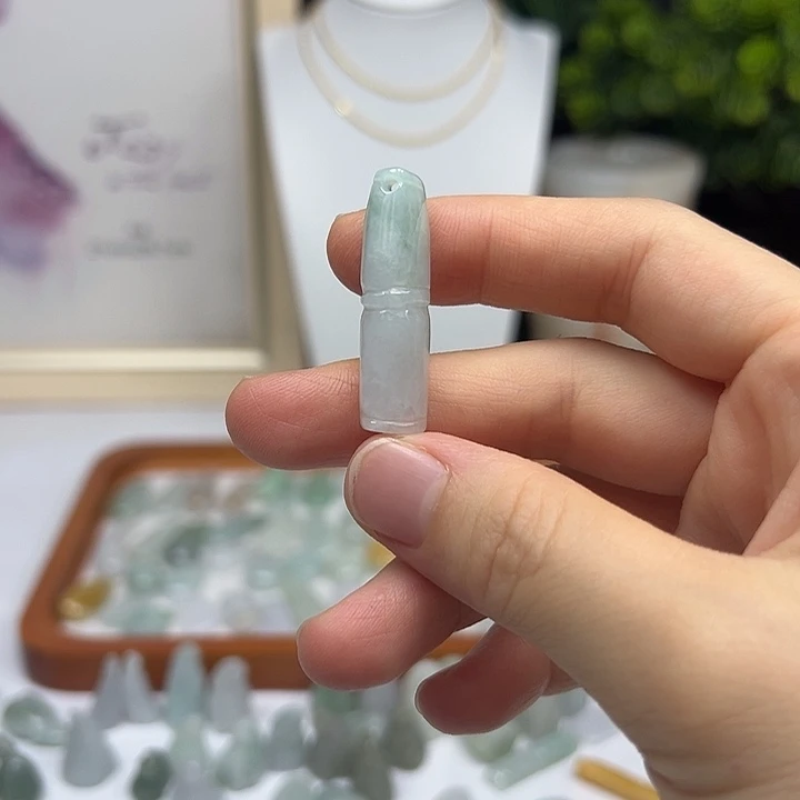 翡翠未镶嵌颈饰节节高升竹节吊坠 8 号