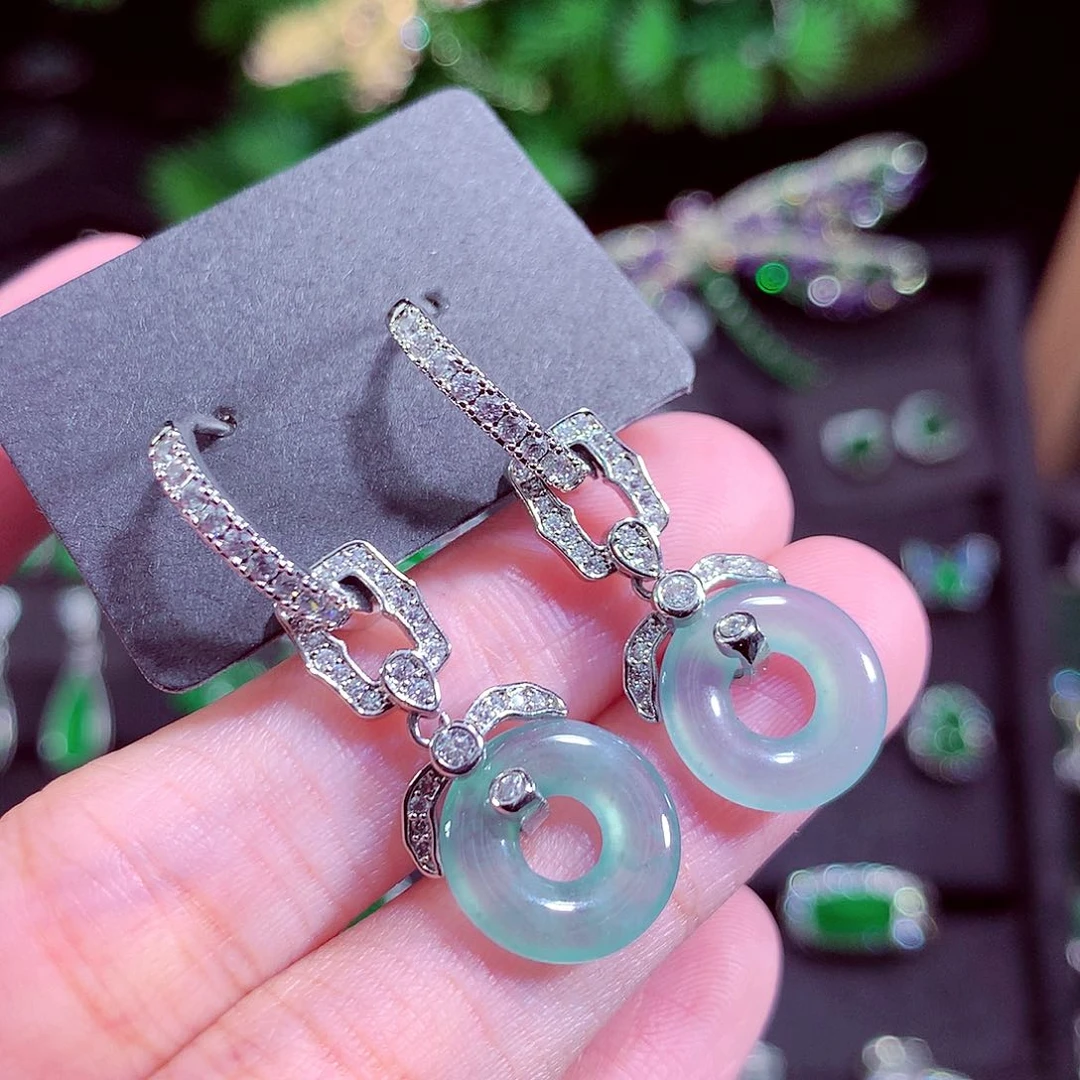 颈饰未镶嵌翡翠天然