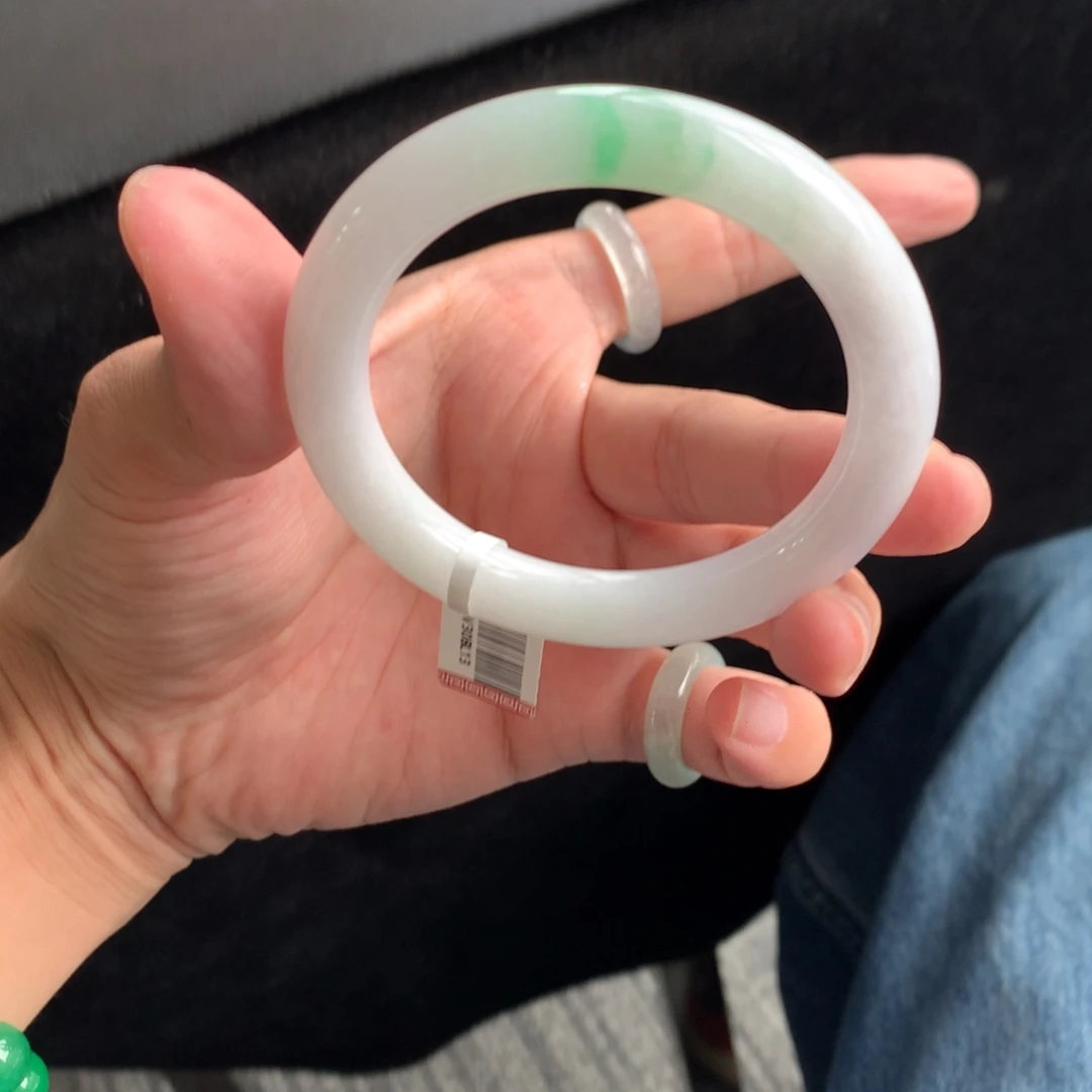 翡翠未镶嵌手镯42号54