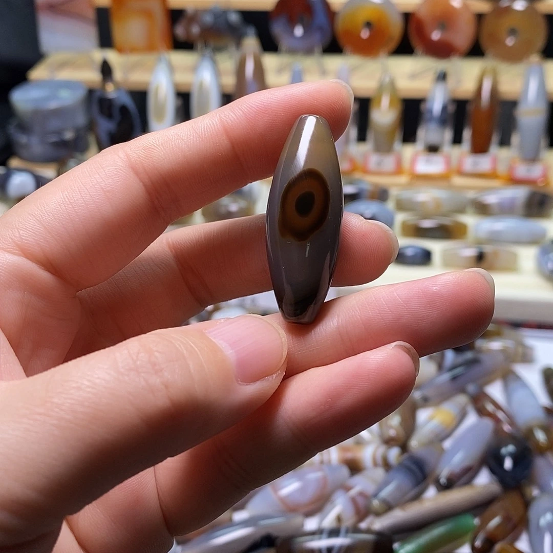 玛瑙/玉髓未镶嵌颈饰精品眼睛