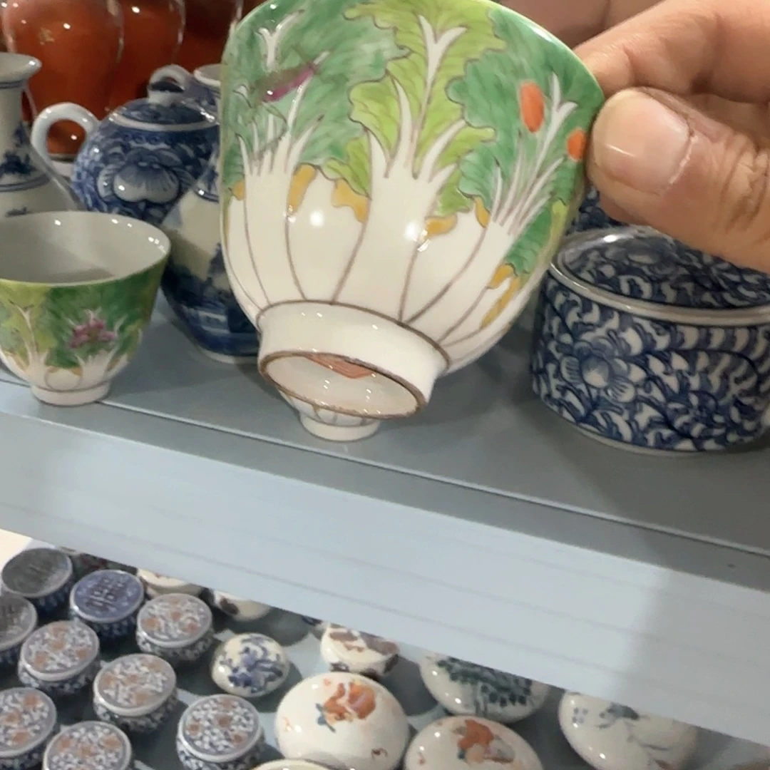 瓷片摆件手绘瓷器年底全部亏钱