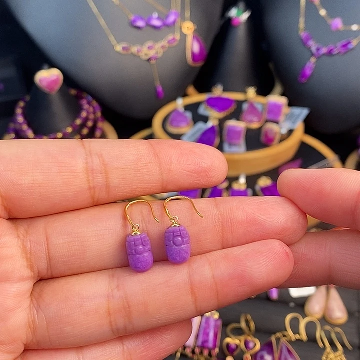 苏纪石（舒俱来）18K金镶嵌耳饰