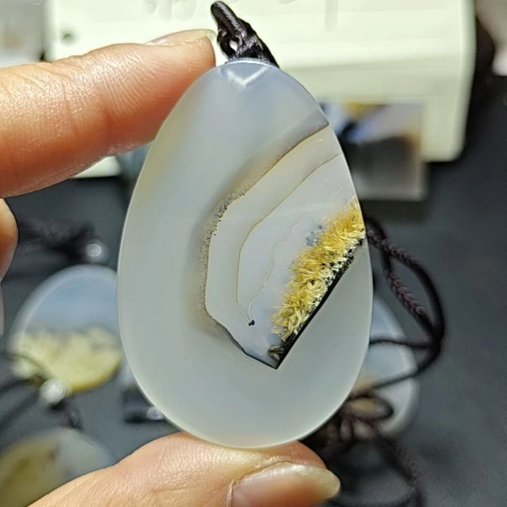 玛瑙/玉髓未镶嵌珠宝奇石