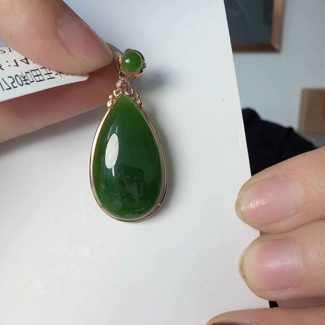 和田玉W挂坠18K金镶嵌