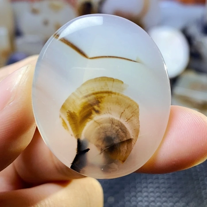 玛瑙/玉髓未镶嵌珠宝半成品