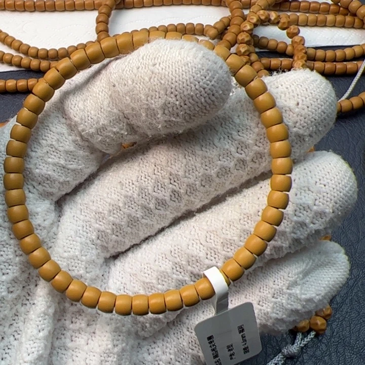 村***人吊坠橄榄核老挝核尖单圈4.6mm