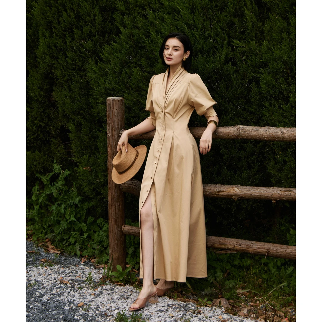 【情迷西西里 】百褶V领韵味法式野奢风浪漫收腰长款A摆衬衫裙