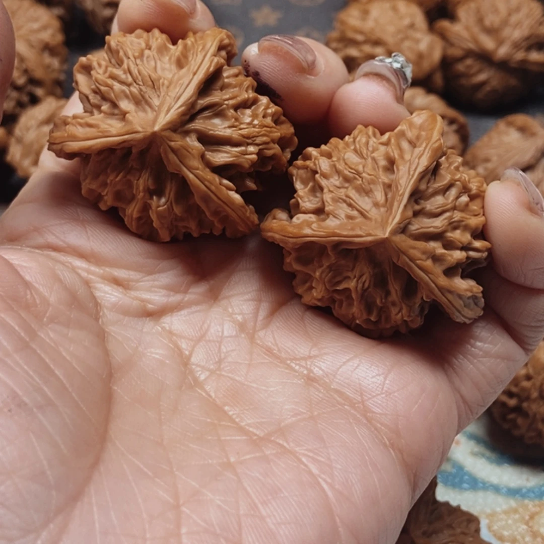 用***0文玩核桃吊坠盘山