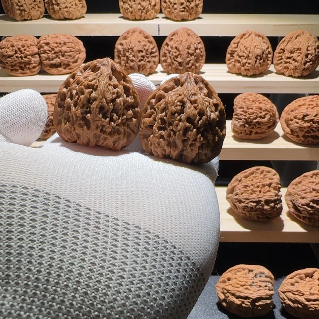 闪***手文玩核桃吊坠41全家福