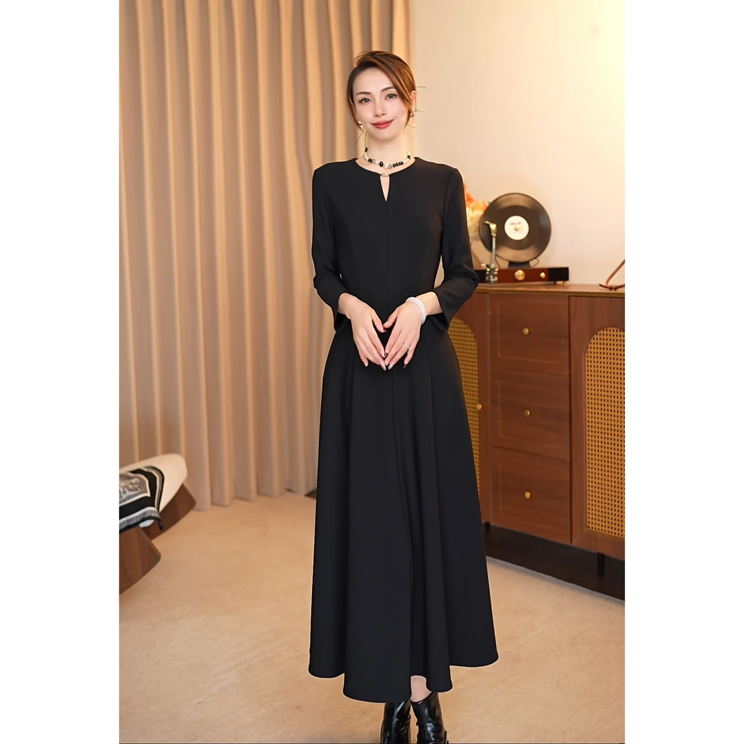 【M珈】“华尔兹”赫本风V领法式经典小黑裙优雅气质七分袖长袖连衣裙