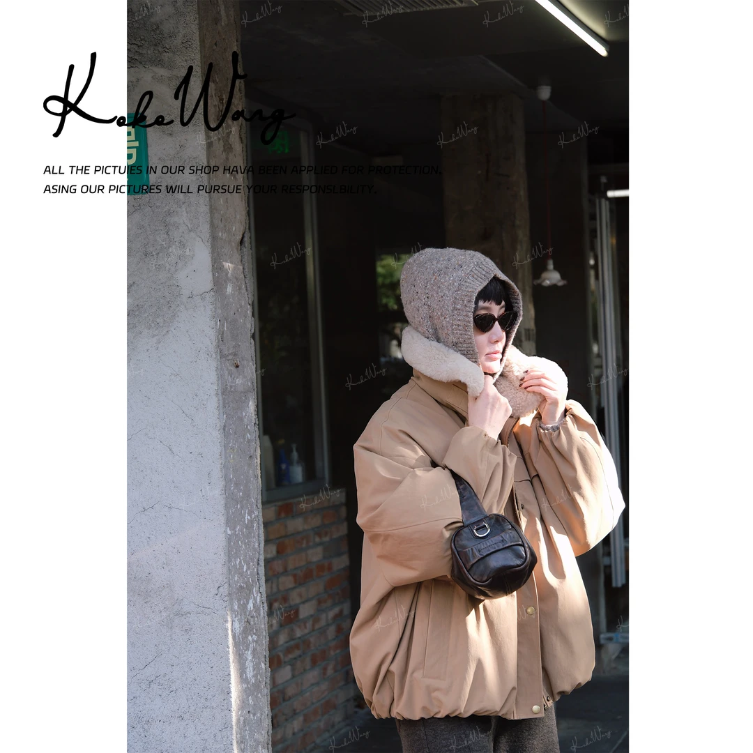 KOKO WANG秋冬高级感时尚撞色翻领90%白鹅绒外套X4855I25W43
