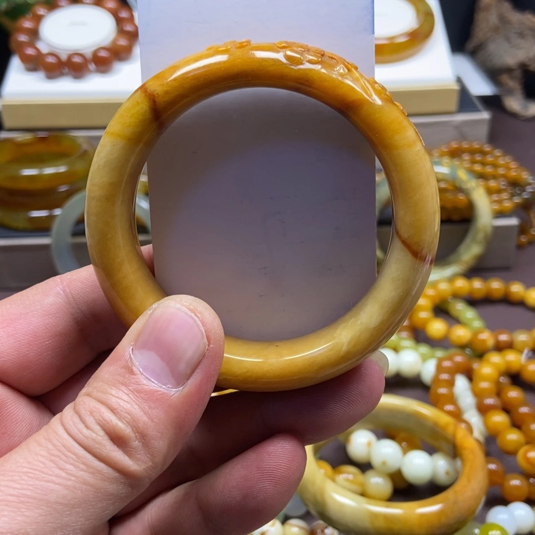 人***生蛇纹石玉未镶嵌手串