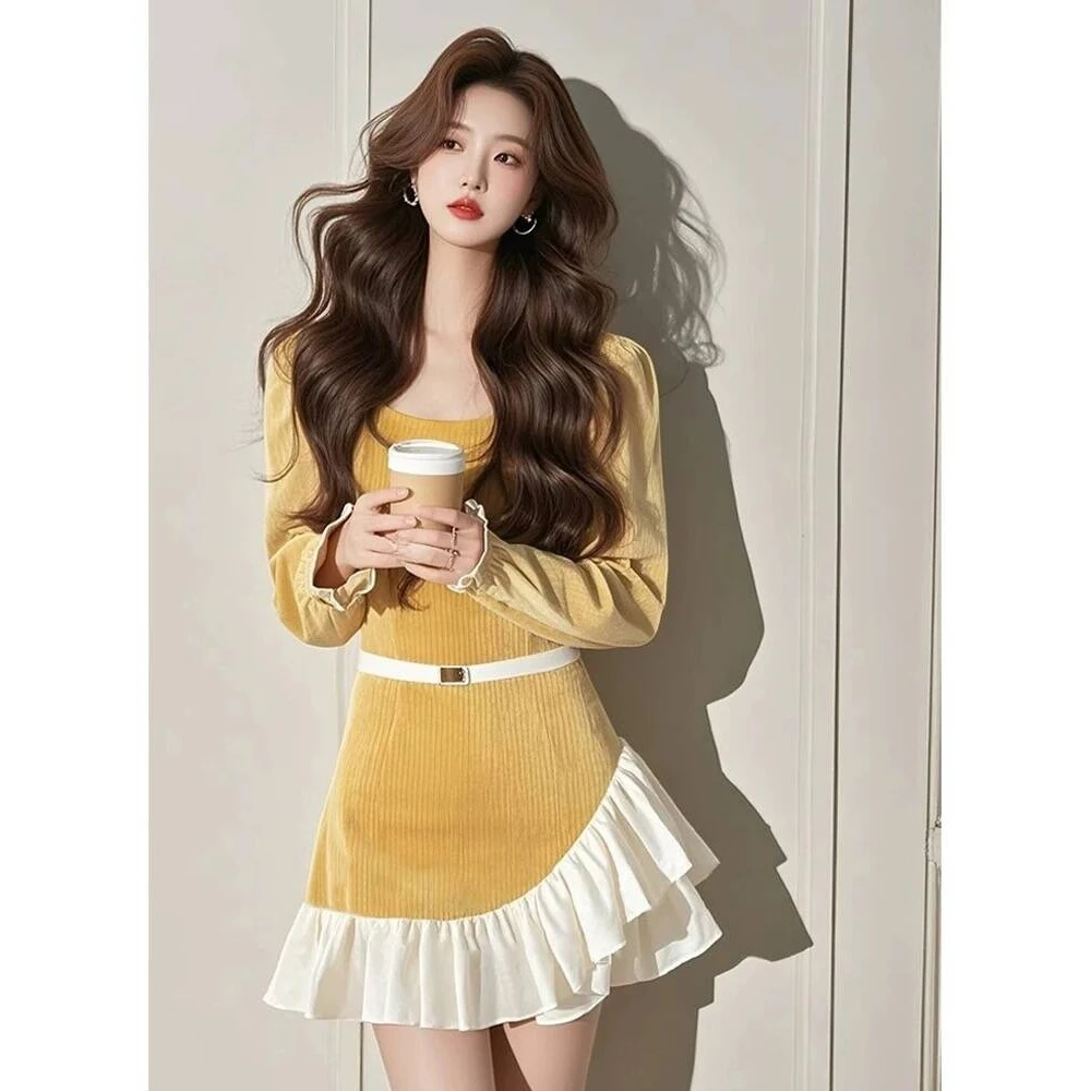 黄色撞色拼接灯芯绒连衣裙2025春季新款漂亮独特法式小个子短裙女