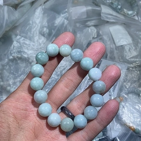 未镶嵌手链翡翠翡翠