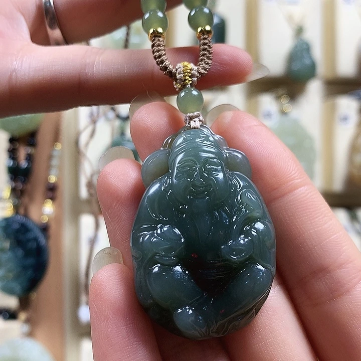 颈饰未镶嵌和田玉