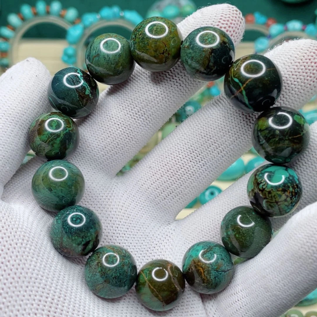 绿松石未镶嵌颈饰